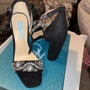 Black Diamond Open Toed Chunky Heel